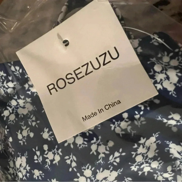 Navy Blue ROSEZUZU Floral One Piece Swimsuit Size Medium - Picture 8 of 8